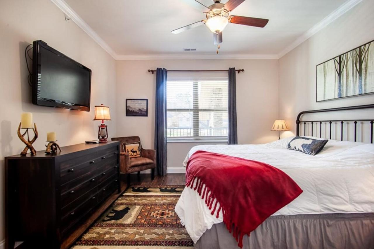Cozy Cades Cove With Community Pool Holiday home *